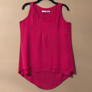 Peter Nygard dressy tank top
